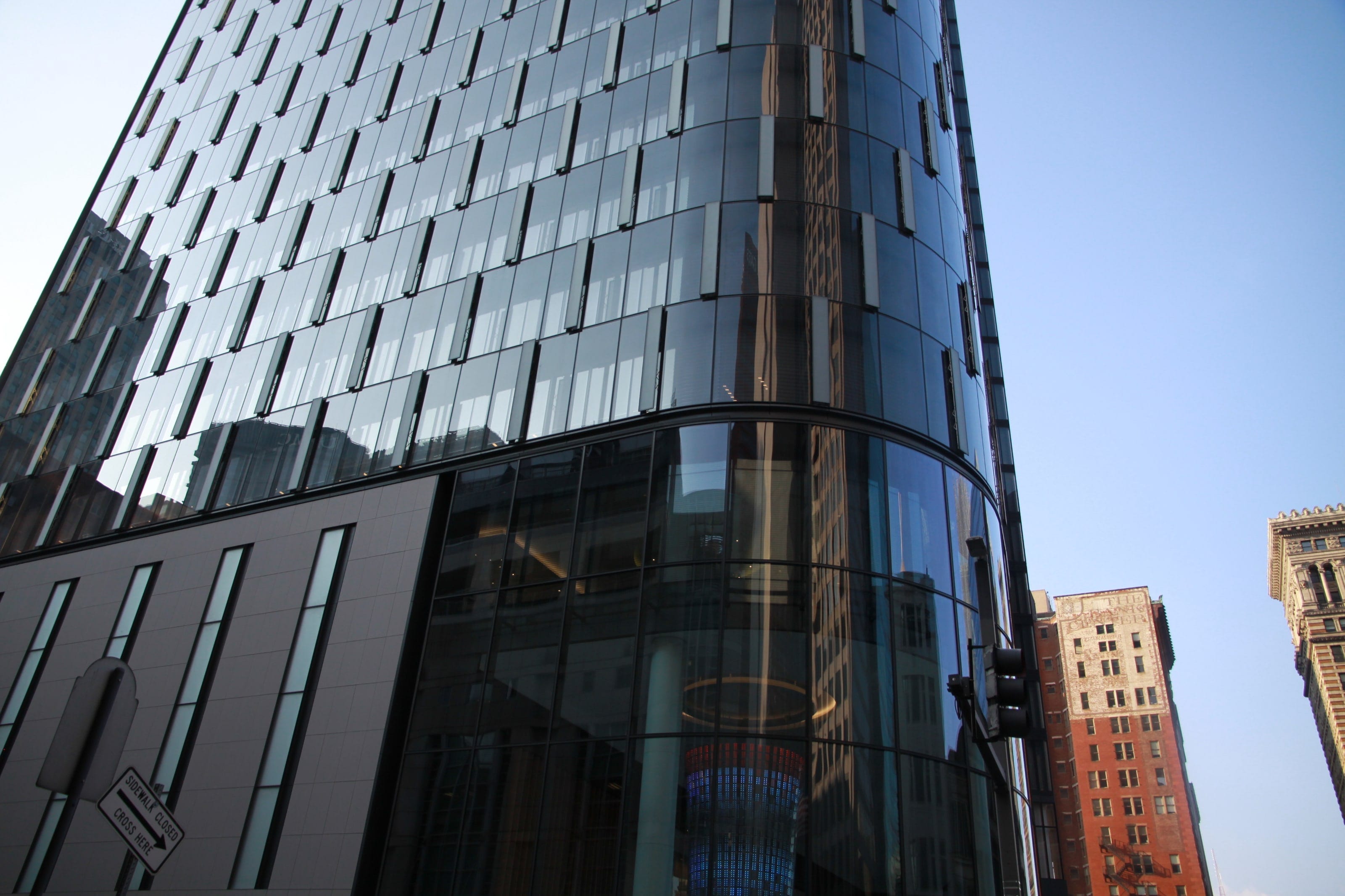 Rounded glass corner of the Tower at PNC Plaza at street level